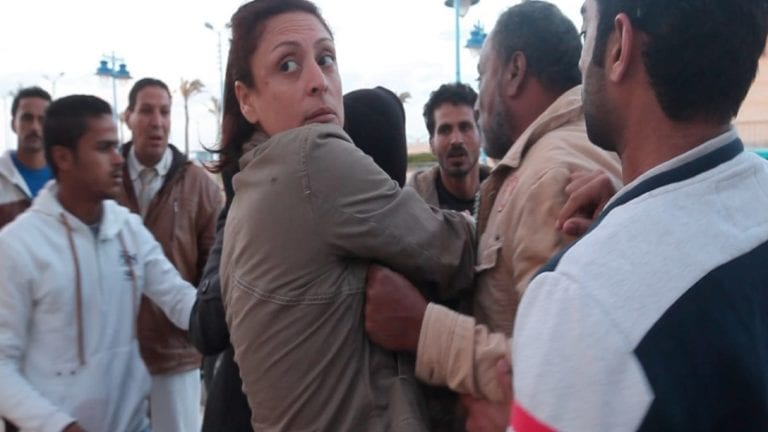 تفاصيل القبض على منى عراقي بتهمة خطف أطفال مصر في يوم