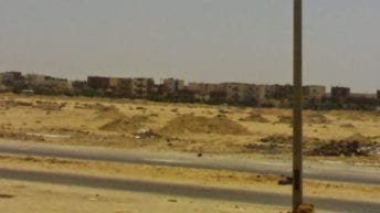 تسليم أراضي الإسكان المتميز