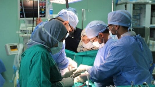 "الصحة": تشاجر الأطباء بغرف العمليات حاجة محرجة جدا