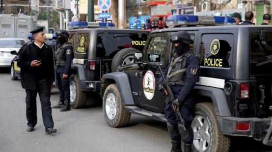 الداخلية: مقتل خمسة أشخاص في مداهمة لمصنع متفجرات بالقليوبية