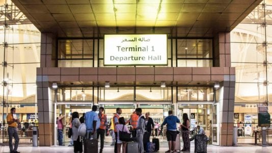 مصر تطالب إنجلترا برفع الحظر عن شرم الشيخ