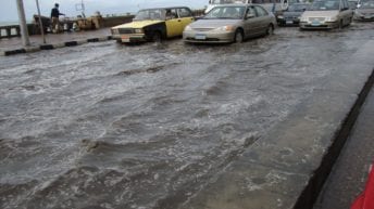 أمطار ورياح وإغلاق موانيء.. والأرصاد تكشف عن طقس الغد