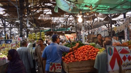 وزير التموين: الإصلاح الاقتصادي والتعويم سبب رفع أسعار السلع