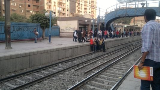انتحار سيدة في المترو