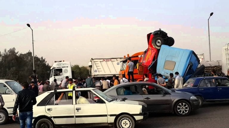مصرع 7 وإصابة 16 آخرين في حادثي طريق بالقاهرة والأقصر