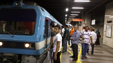 إنقاذ فتاة حاولت الانتحار بمحطة مترو السادات