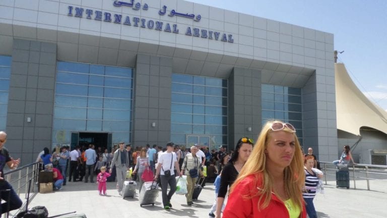 مطار الغردقة يستقبل أول رحلة طيران روسية بعد توقف 39 شهرا