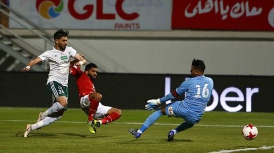 النادي الأهلي يتخطى المصري بهدفين ويتقدم للمركز الثاني