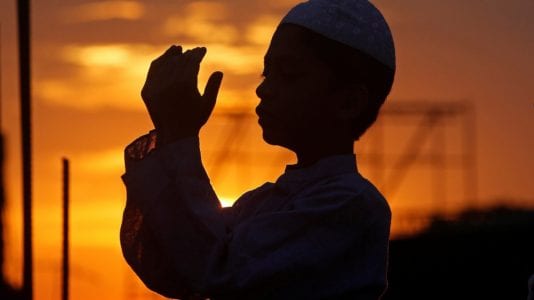 اعرف موعد أذان المغرب بالقاهرة والمحافظات يوم 12 رمضان