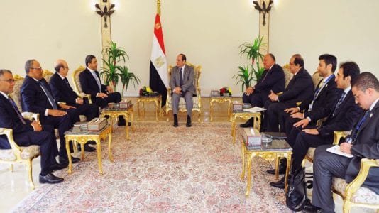 السيسي يستقبل وزيري الخارجية والدولة الإماراتيين: نتابع تطورات الخليج