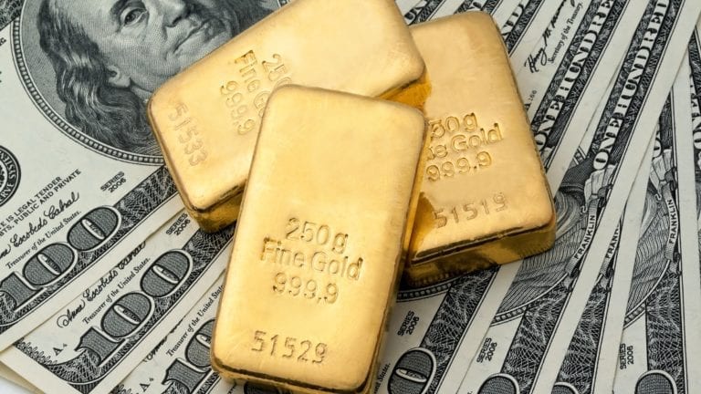 تعرف على أسعار الذهب والعملات بعد تراجع وزيادة تاريخية