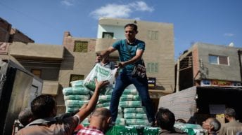 الحصاد: حظر التجوال في مناطق من شمال سيناء.. و710 آلاف ضمن المستبعدين من الدعم