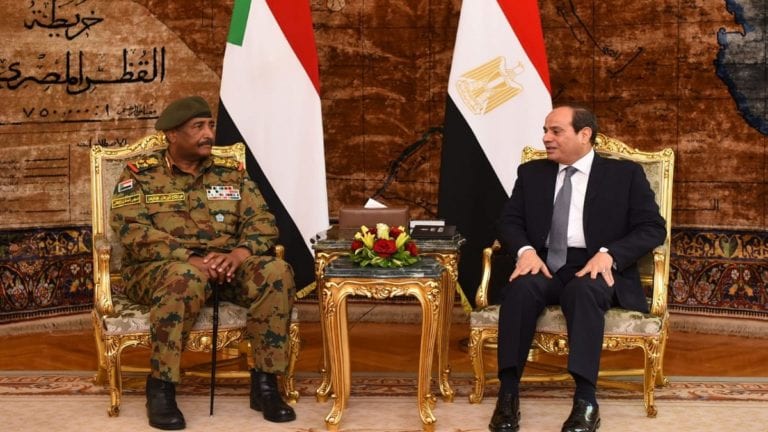 السيسي يهنئ السودان بتوقيع اتفاق ترتيبات المرحلة الانتقالية