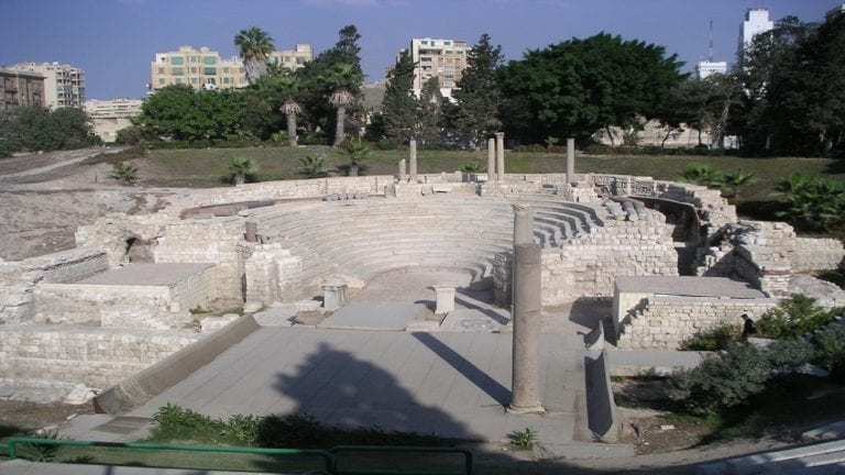 "الآثار" تعلن اكتشاف بقايا مدينة أثرية رومانية بالإسكندرية
