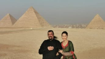 ستيفين سيجال وزوجته