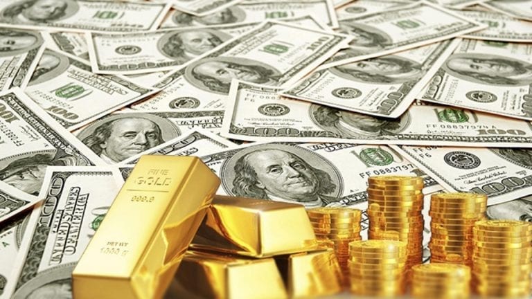 انخفاض أسعار العملات والذهب اليوم الاثنين