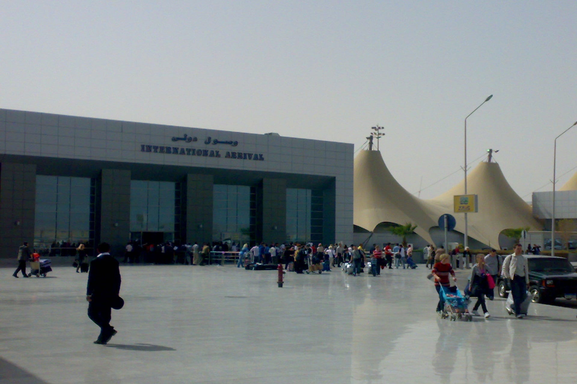 Сайт аэропорта хургады. Аэропорт Хургада Египет. Аэропорт Шарм-Эль-Шейх. Старый аэропорт Хургады. Аэропорт Египта Шарм-Эль-Шейх.