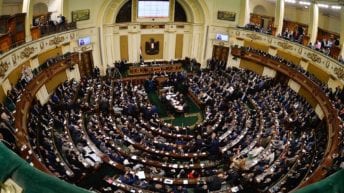 "البرلمان" يعتمد تشكيل مكاتب اللجان النوعية.. أغلبها بالتزكية