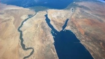 وزير الري يكشف عن مخاطر تهدد دلتا نهر النيل