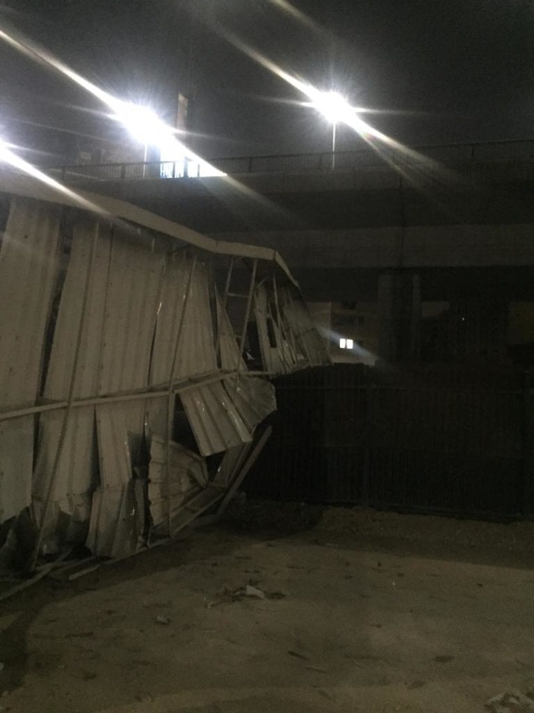 توقف القطارات بـ3 محطات في مترو الخط الأول: سقوط رافعة ونش (صور)