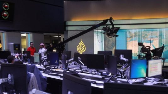 الحكومة تمنع قناة الجزيرة في الفنادق