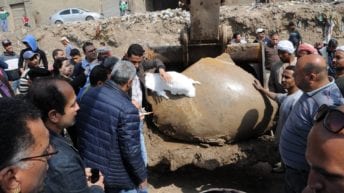 الآثار تعلن عن اكتشاف تمثال أثري نادر للملك رمسيس الثاني (صور)