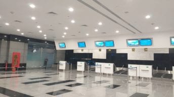 مطار شرم الشيخ يستقبل سياح فرنسيين