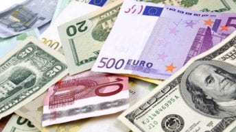 انخفاض أسعار العملات العربية والأجنبية