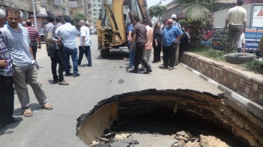 هبوط أرضي في مدينة السادات بالمنوفية.. تفاصيل