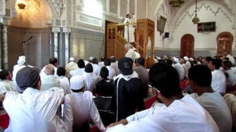 "الأوقاف" تعلن عن تعيين مدرسي التربية الدينية كخطباء بالمساجد