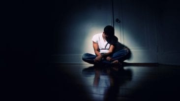 انتحار شاب في محافظة الغربية: أزمة نفسية