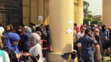 جامعة عين شمس تقرر حظر النقاب على عضوات هيئة التدريس