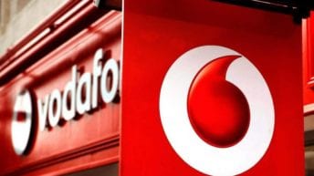 في صفقة STC.. فودافون مصر تطالب بدراسة استخدام حق الشفعة