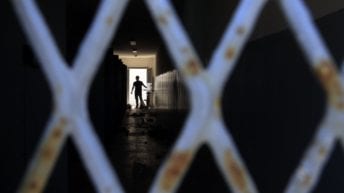هروب سجين من محكمة الإسكندرية أثناء عرضه على النيابة