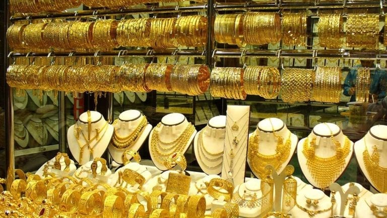 ارتفاع أسعار الذهب اليوم واستقرار العملات